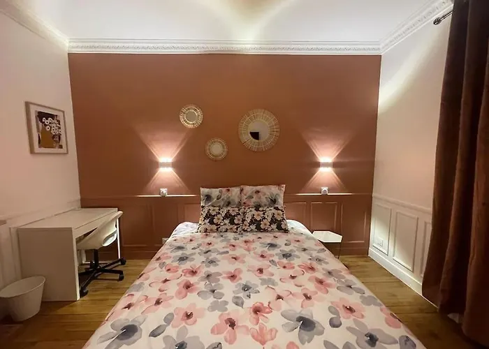 Mira - Sublime Apartment Close To Train Station