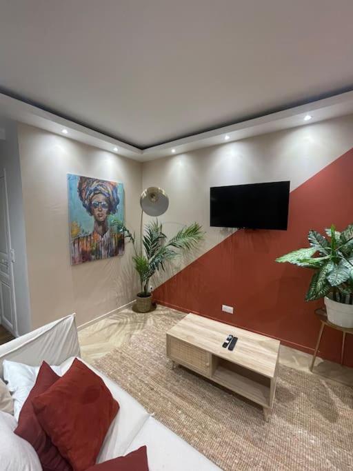 Mira - Sublime Close To Train Station Appartement